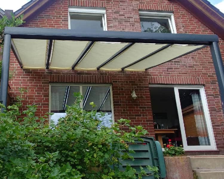 Sonnensegel für Ihre Terrassenüberdachung