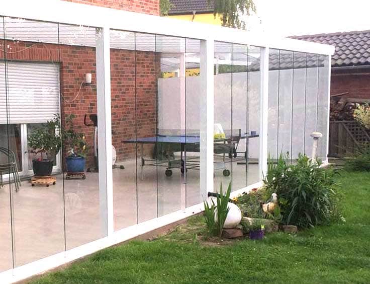 Alu Kalt Wintergarten Düsseldorf, Sommergarten mit ESG- Glas, Aluminium Düsseldorf in Weiß von der Seite